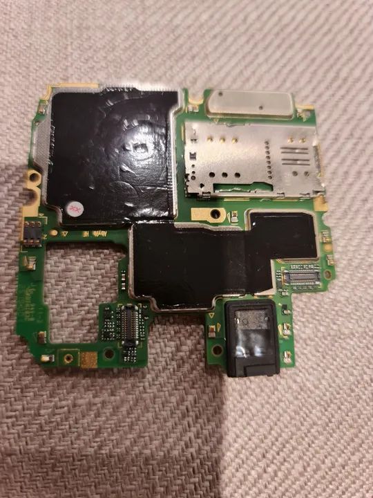 Placa-mãe Moto one action (com defeito)