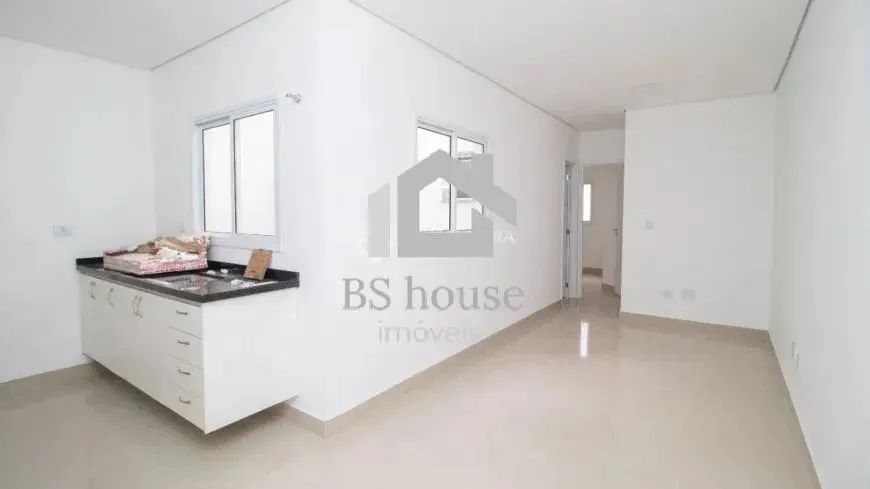 Cobertura com 96m², 2 dormitórios, 1 suíte e quintal - Vila Humaitá