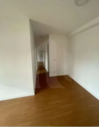 Apartamento de 60m² para alugar - Jardim Tupanci, Barueri