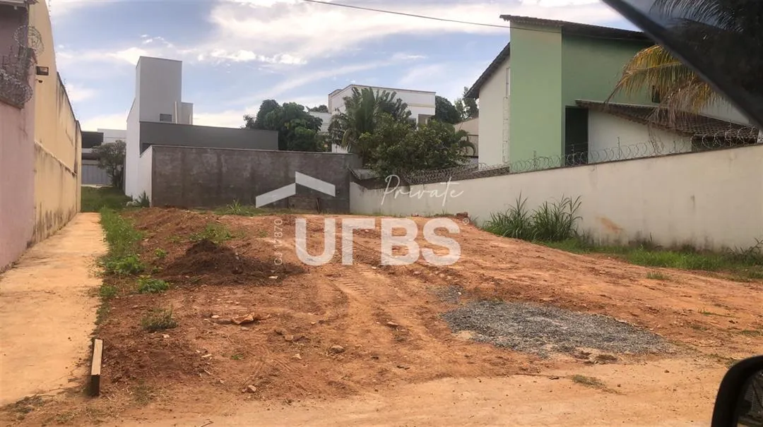 Lote Setor Jaó - Frente ao Parque