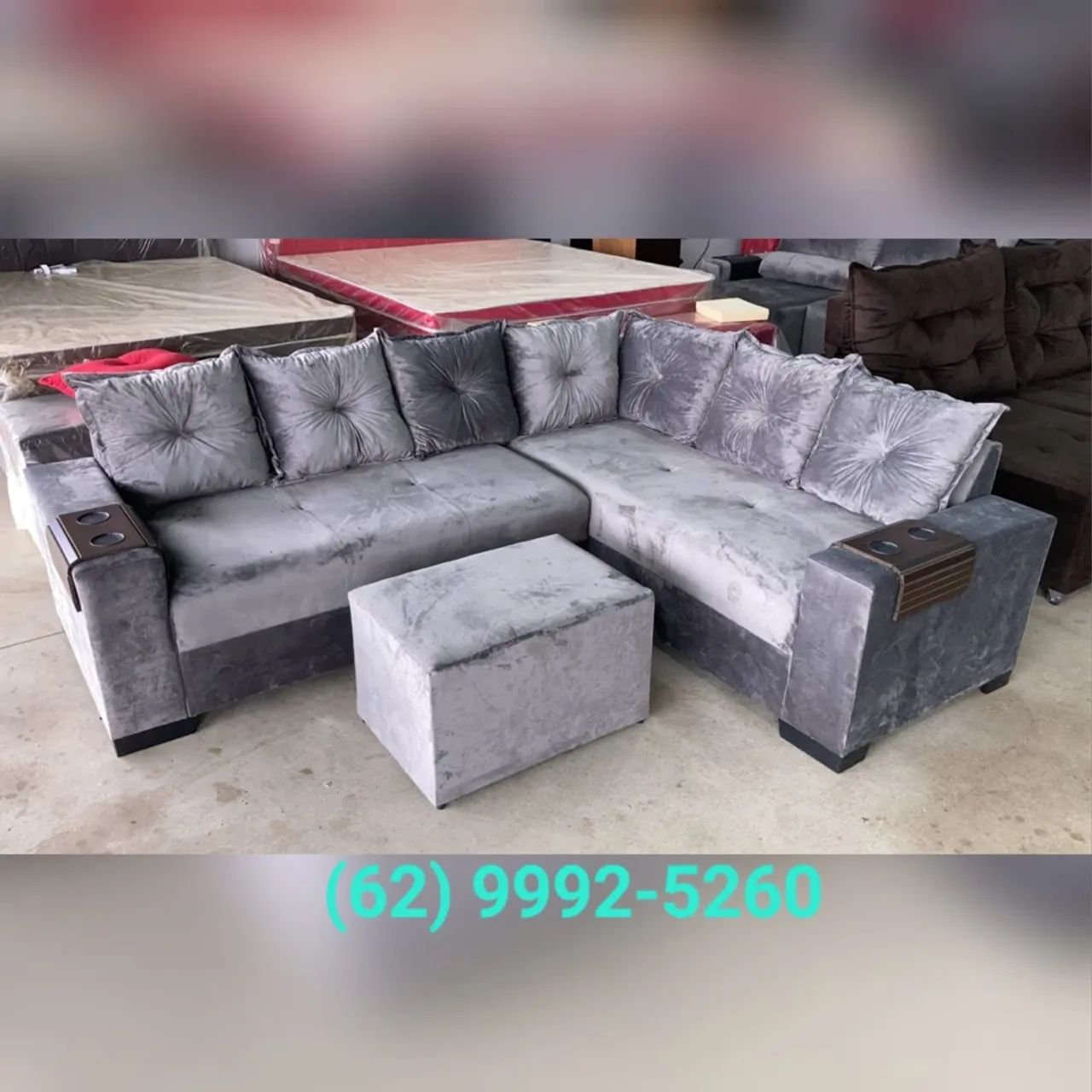 Sofá 3Lugares e Puff - Foto 2