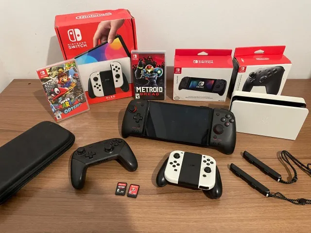 Nintendo switch oled com jogos e acessórios