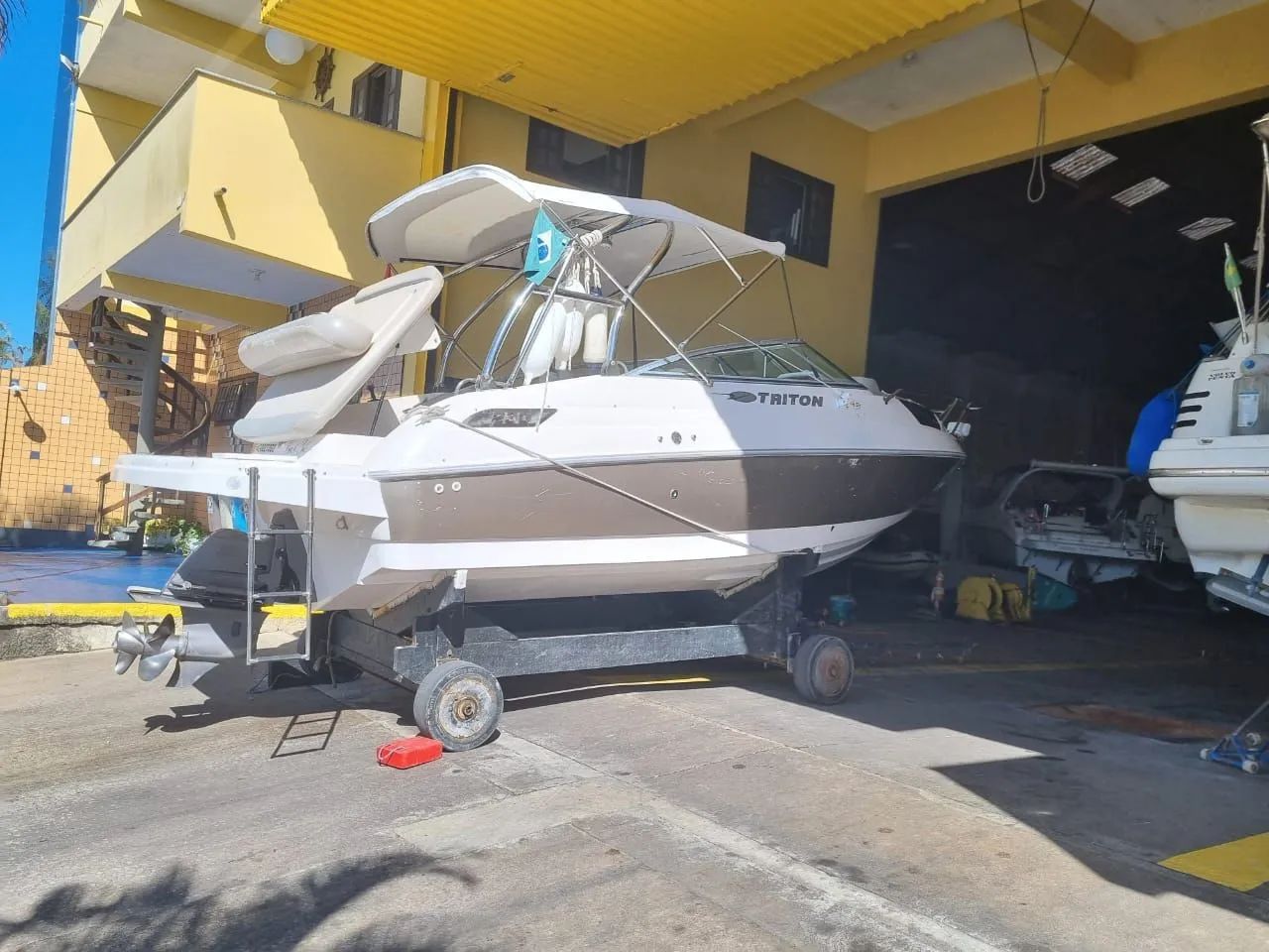 Lancha Triton 230 sport - Foto 9