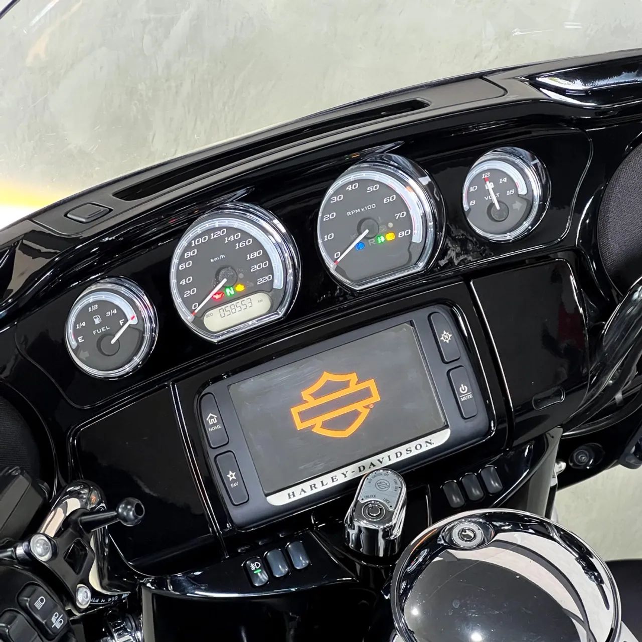 Harley Davidson Electra Ultra Glide Limited - Foto 8