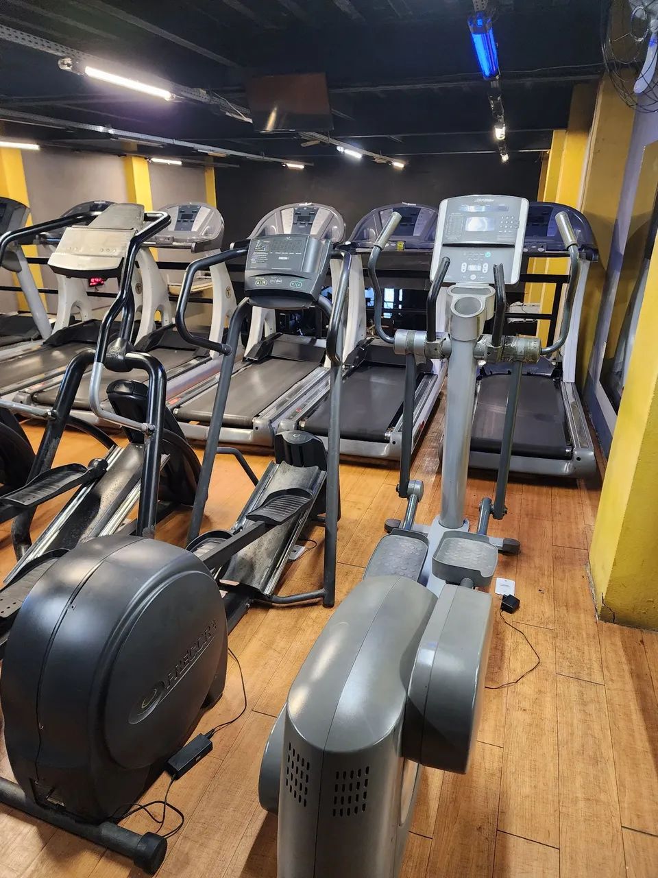 Elíptico Life Fitness