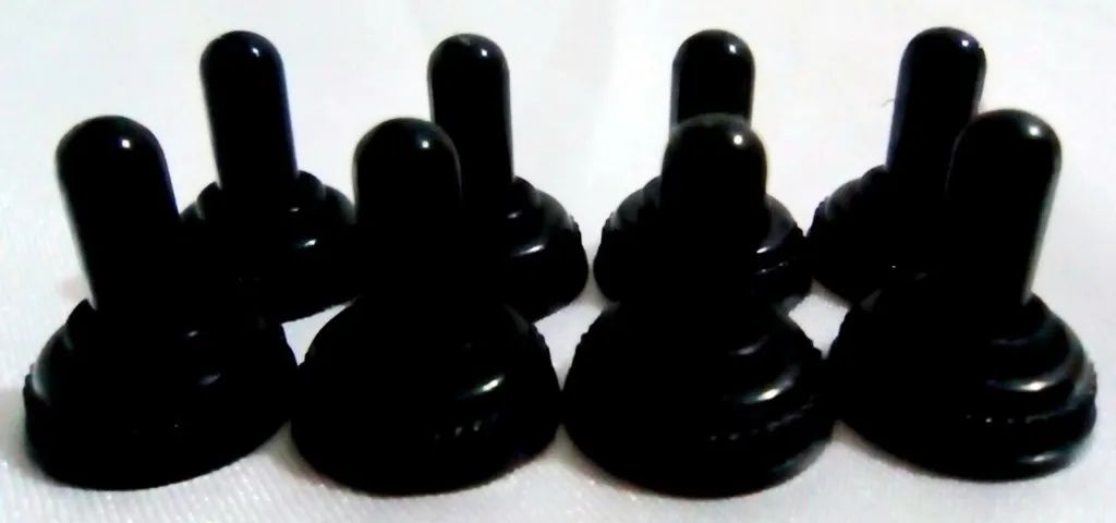 Tampas Protetoras de Borracha para Interruptores - Foto 2