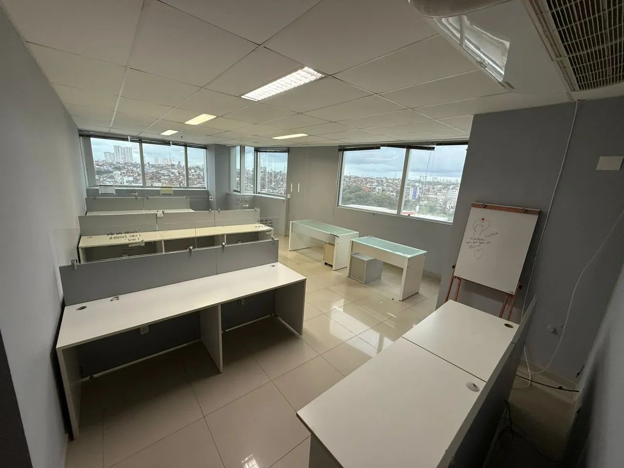 SALA COMERCIAL 50 m2  - EDIFÍCIO SALVADOR BUSINESS - Foto 2