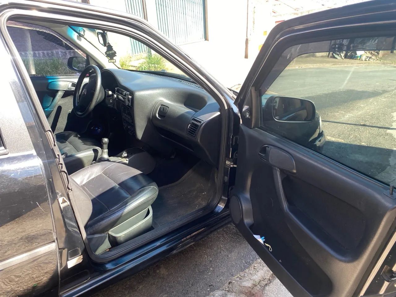 Gol G3 2005 1.0 8V 4p Gasolina - Foto 3