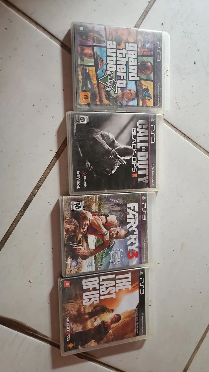 4 Jogos PS3 - Grand Theft Auto, Call of Duty, Far Cry e The Last of Us