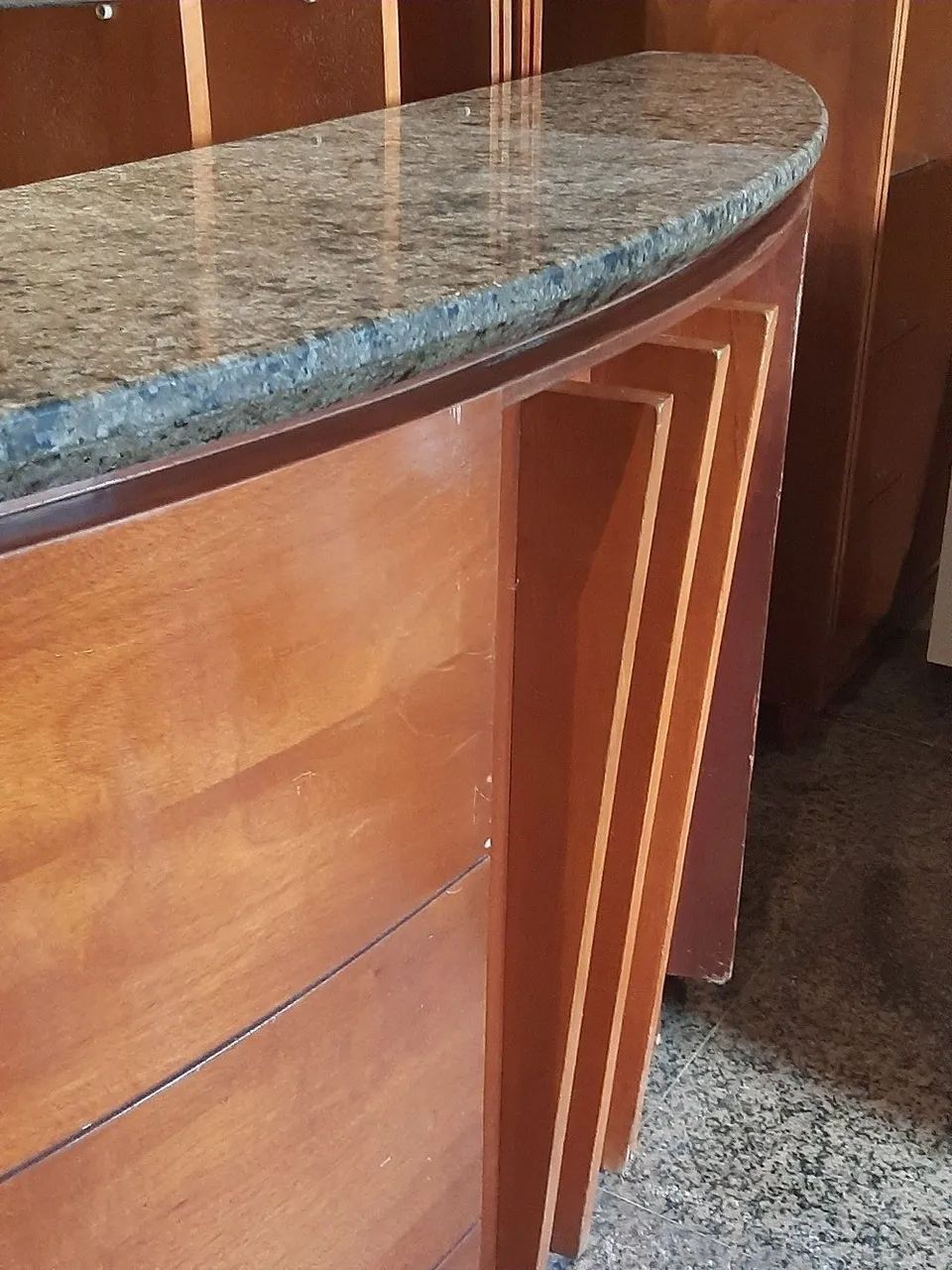 Balcão de madeira e granito - Foto 4