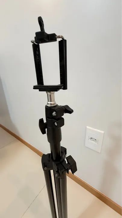 Suporte para Celular com Tripé