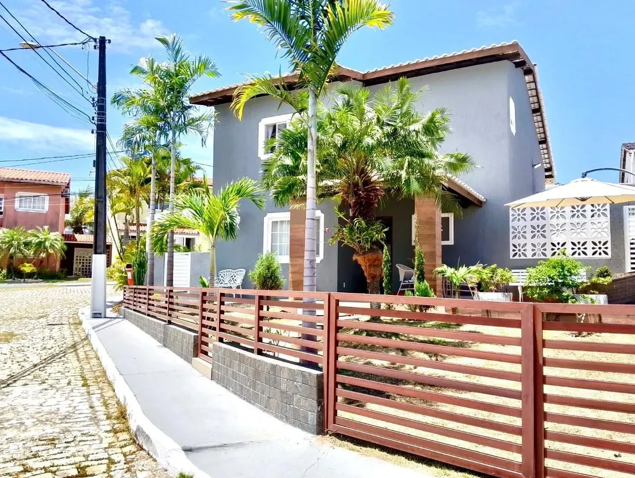 Casa em Condomínio para Venda em Lauro de Freitas, Vilas Do Atlântico, 4 dormitórios, 2 su
