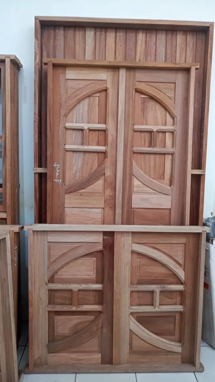 Porta e Janela de madeira 64187022530050120