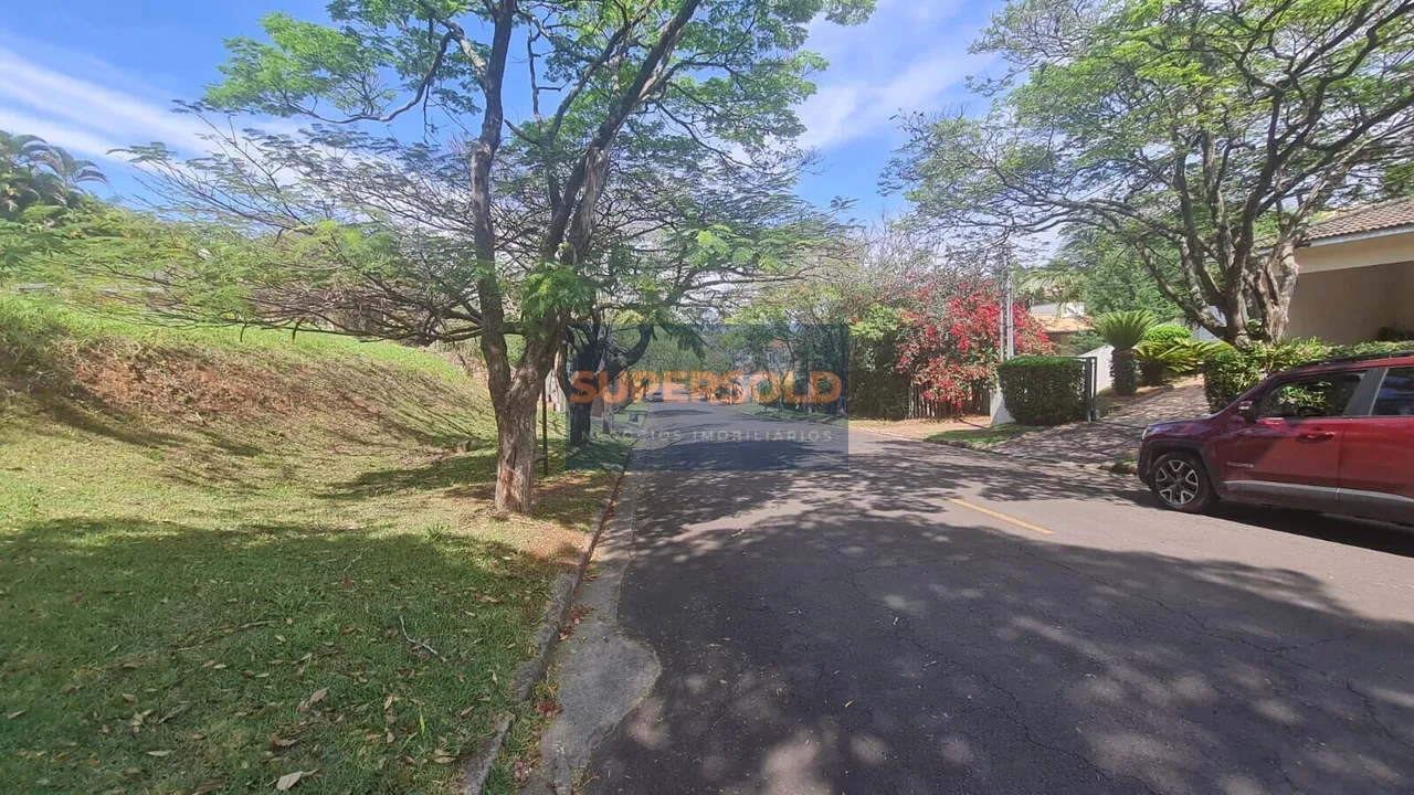 Vale do Itamaraca - Terreno em Condomínio de alto padrão na cidade Valinhos - SP