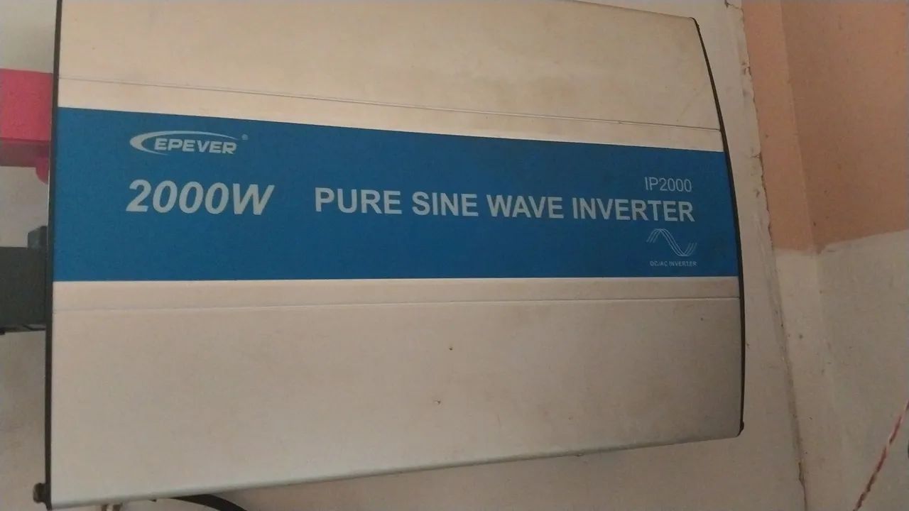 Inversor de Onda Pura 2000W EPEVER 24V - 127V - Foto 2