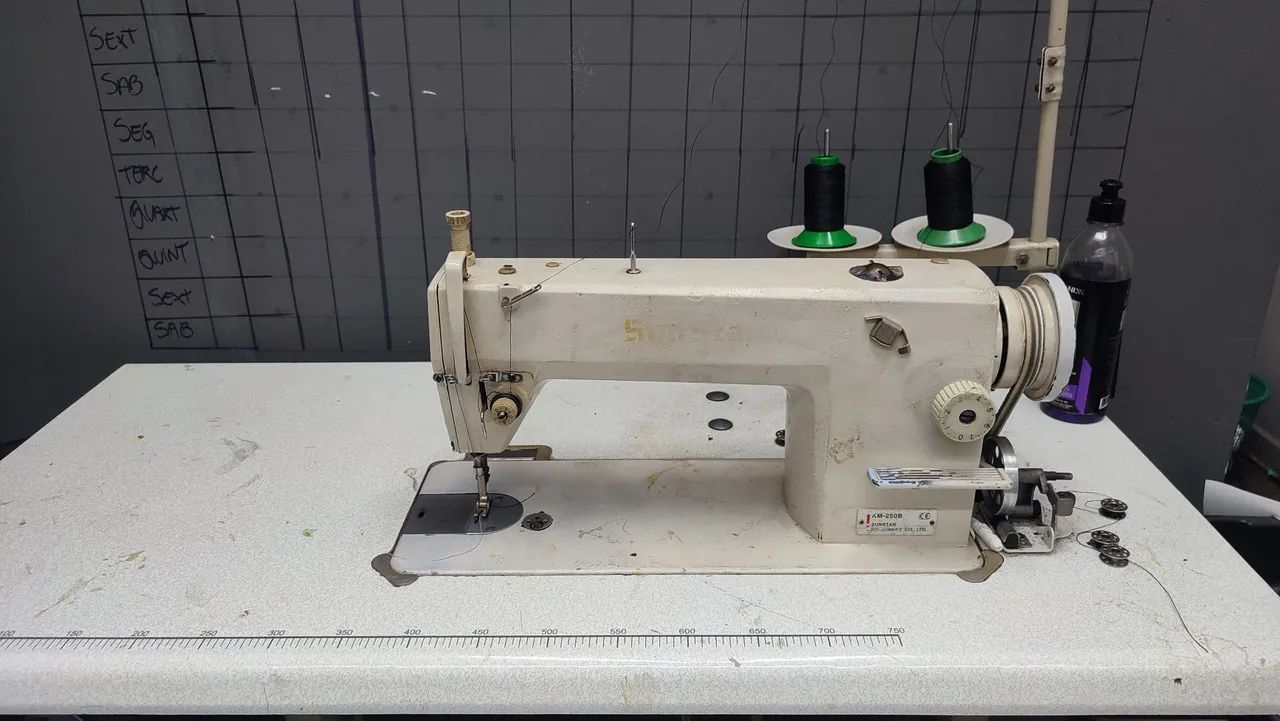 Máquina Reta Industrial 