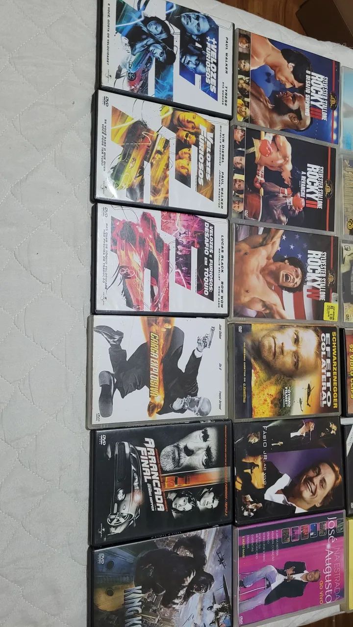 LOTE DE DVDs  de filmes e shows variados - Foto 4