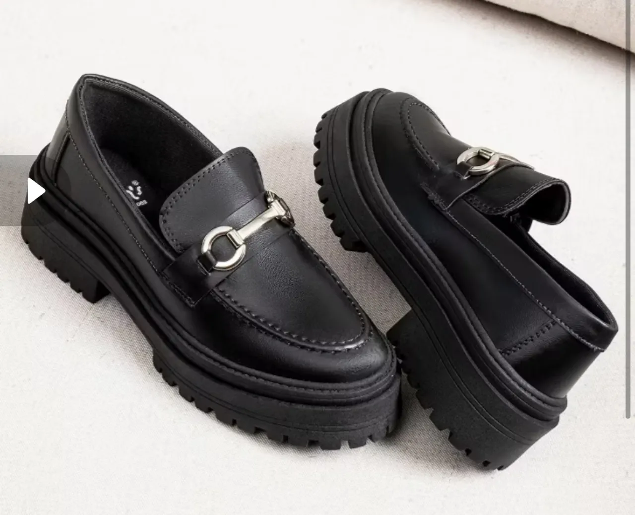 Mocassim tratorado feminino