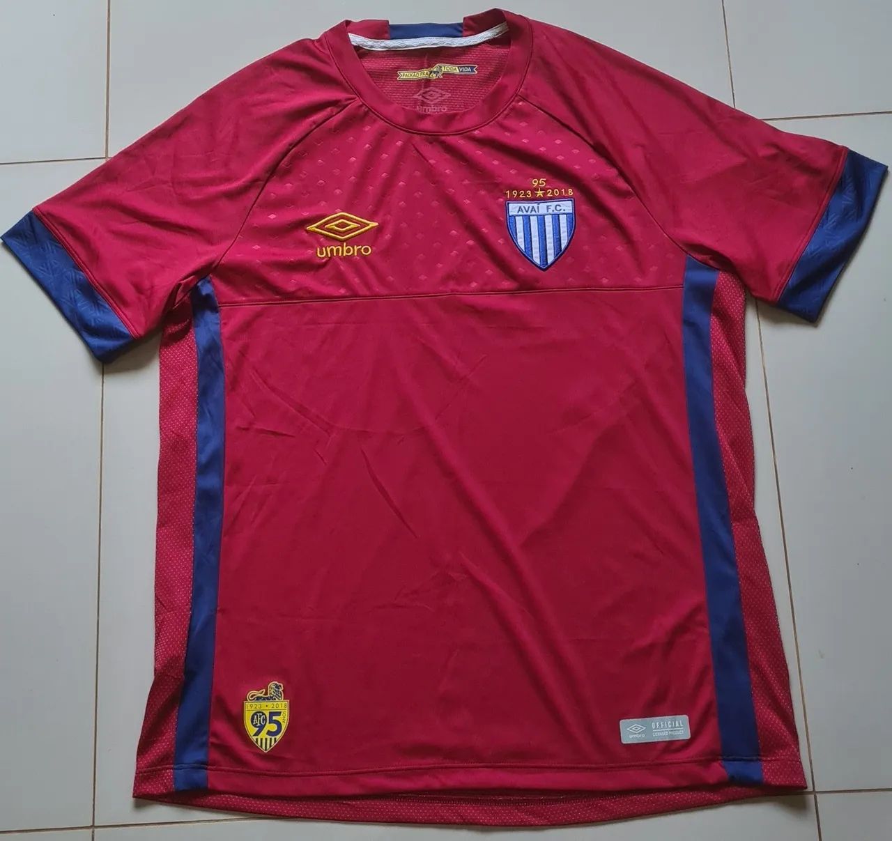 Camisa Avaí Umbro de Goleiro Vermelha 