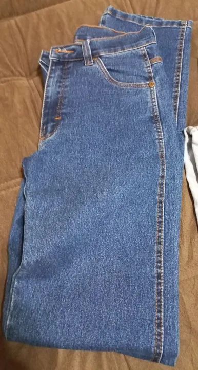 3 Calças Jeans - preço descrição  - Foto 4