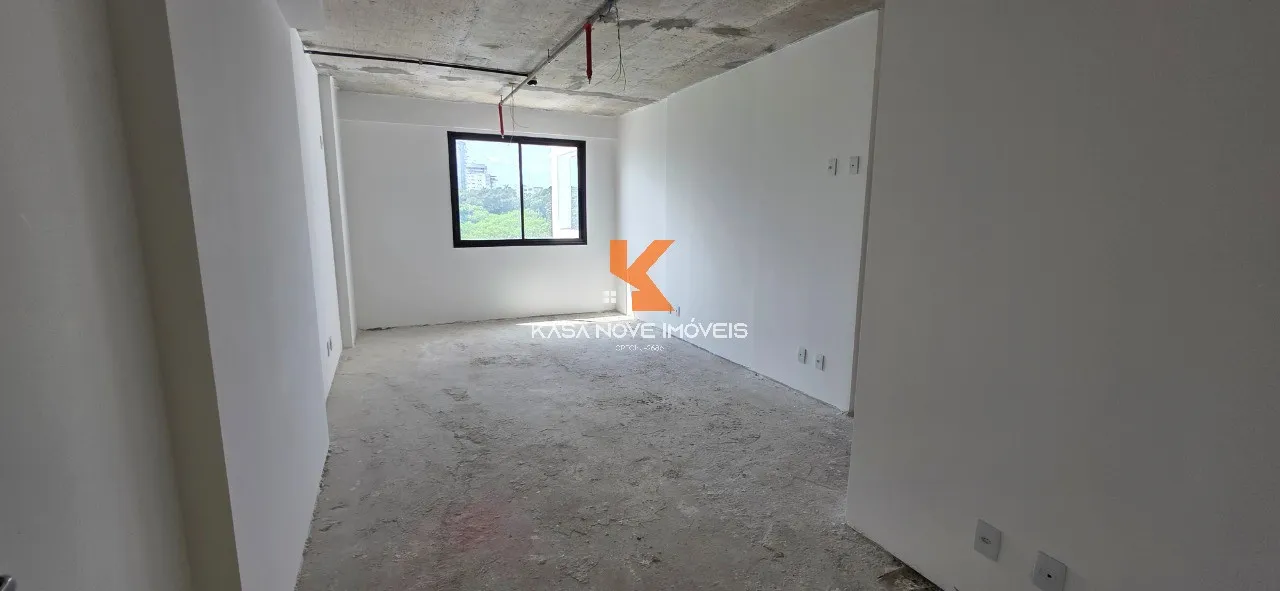 Oportunidade imperdível! Sala comercial à venda em Brotas, Salvador-BA. 28,22m², 1 banheir