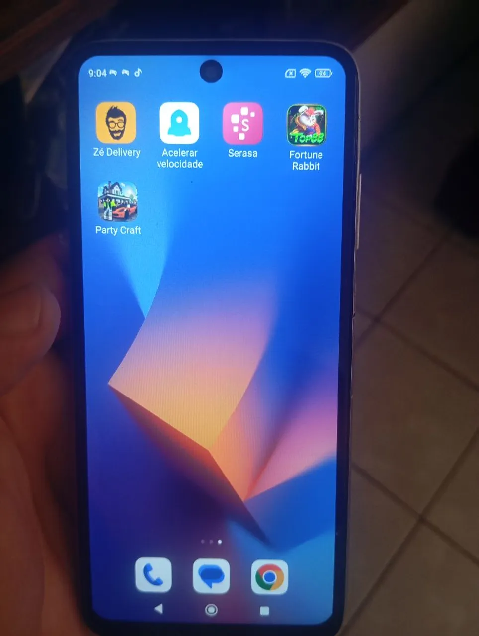 Vendo um celular muito novo do meu uso