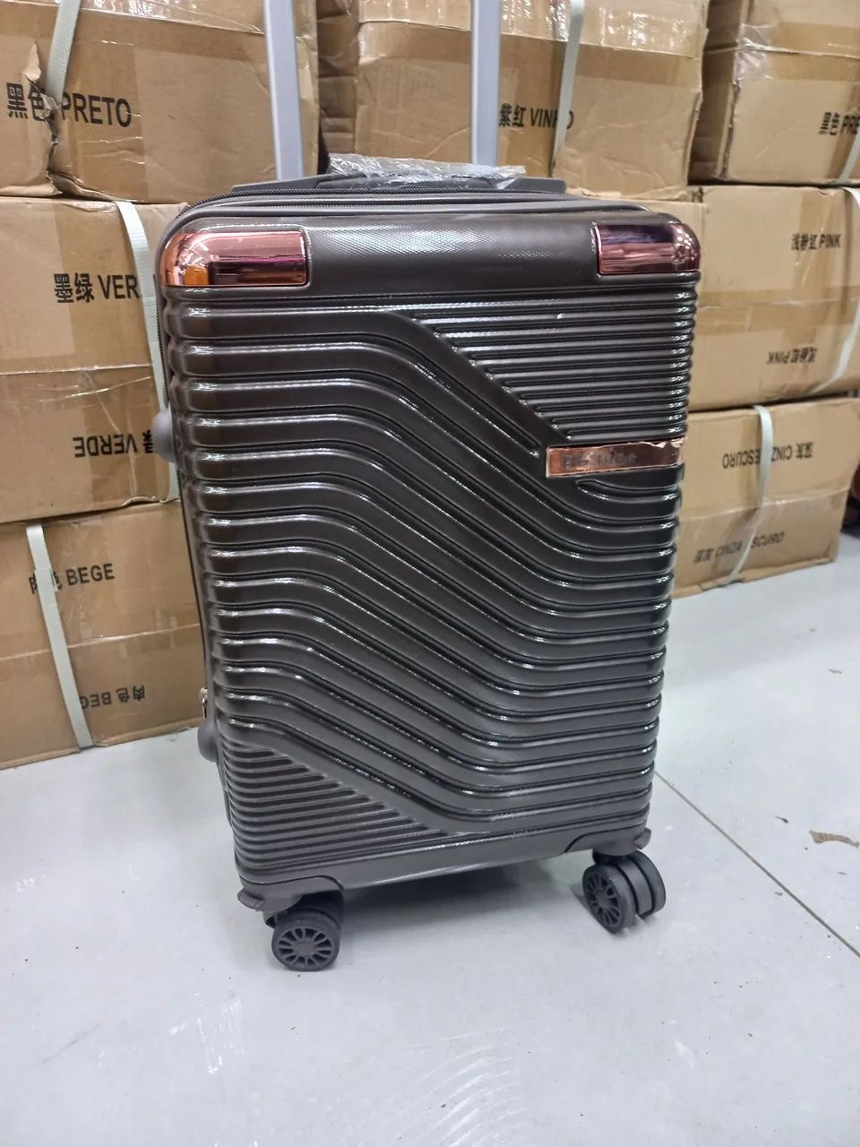 MALA DE BORDO COM ZIPER DUPLO EXTENSOR  E PORTA COPOS SÓ 179! ENTREGO 