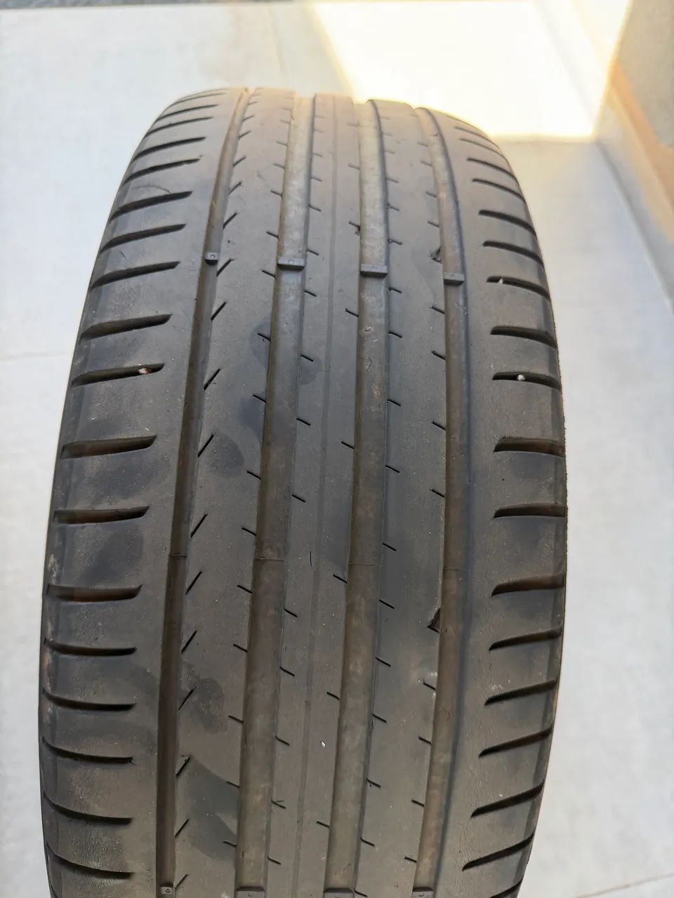 Pneus Pirelli Scorpion 235/45/19 - Foto 6