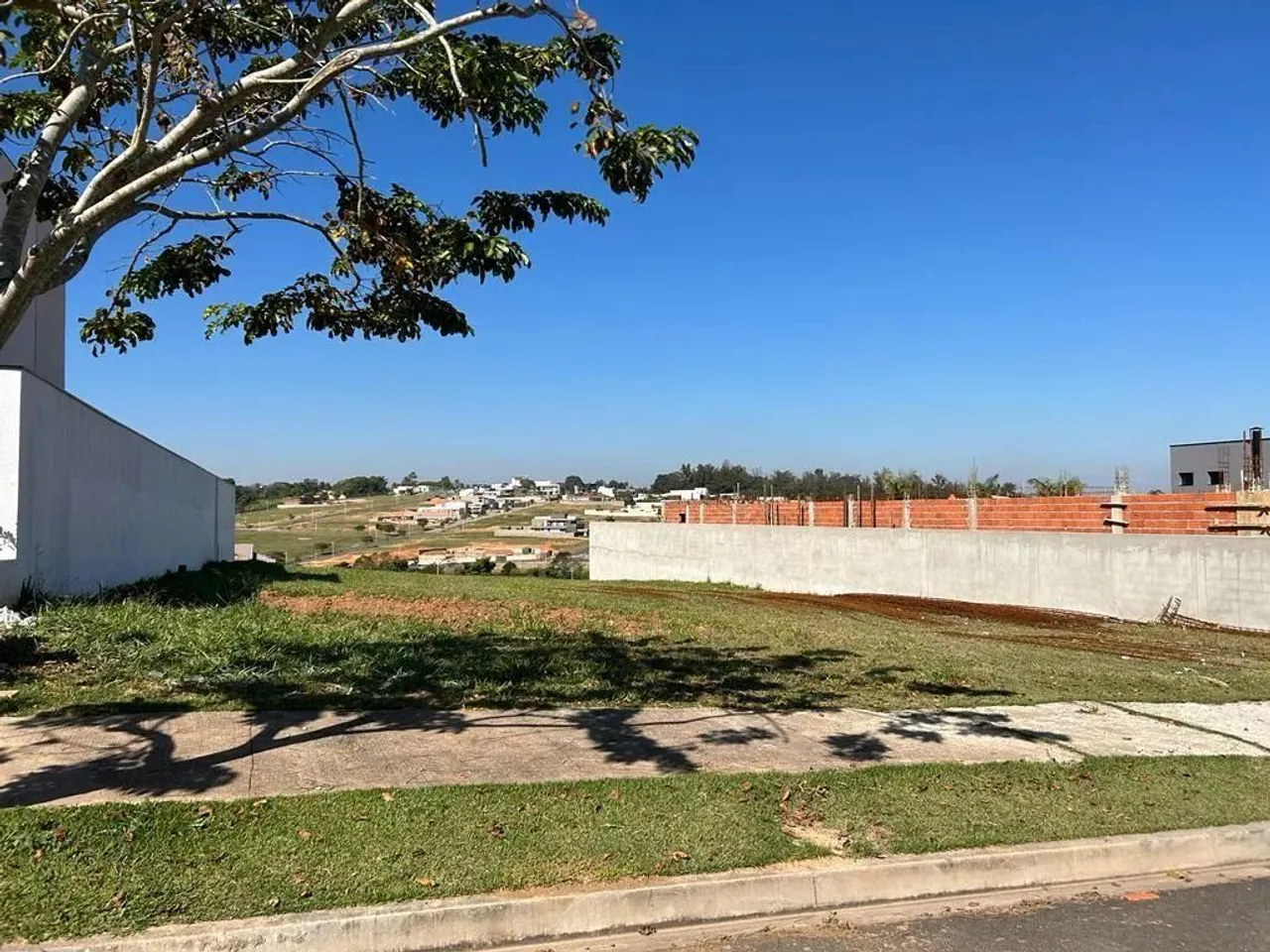 Terreno à venda em Sorocaba, Jardim Residencial Saint Patrick, com 1000 m², Condomínio Sai