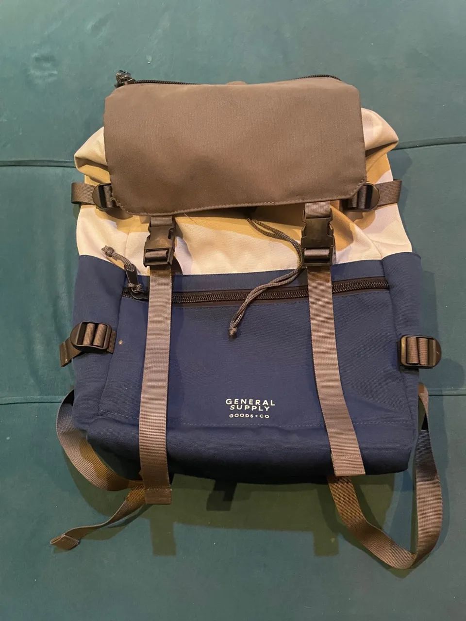 Mochila general supply importada