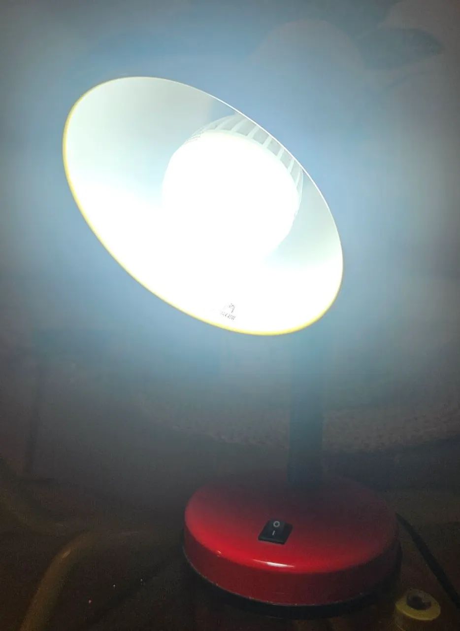 Luminária de mesa colorida Tok&Stok - Foto 4