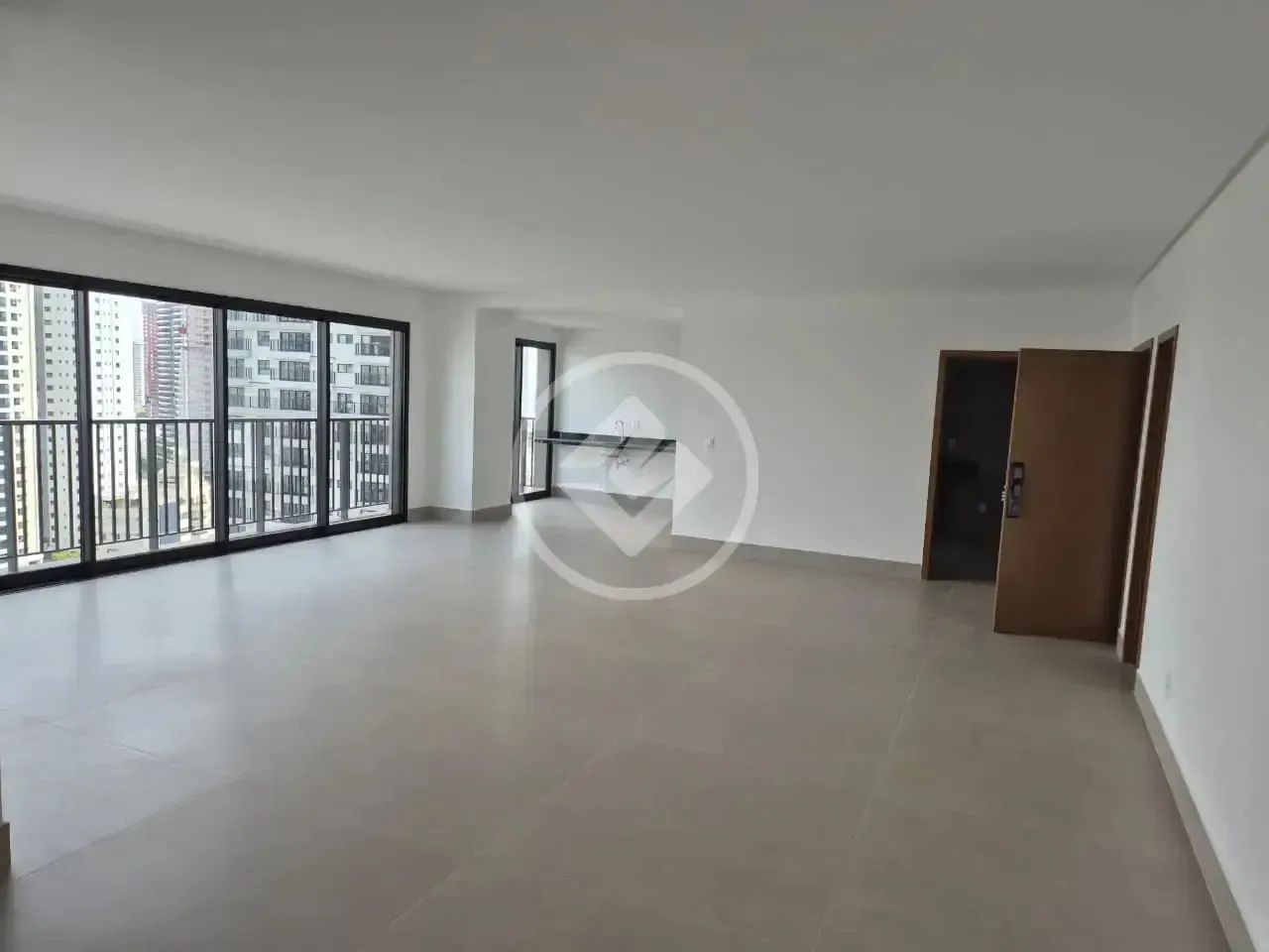 Apartamento 4 Suítes no Setor Marista codigo: 155564