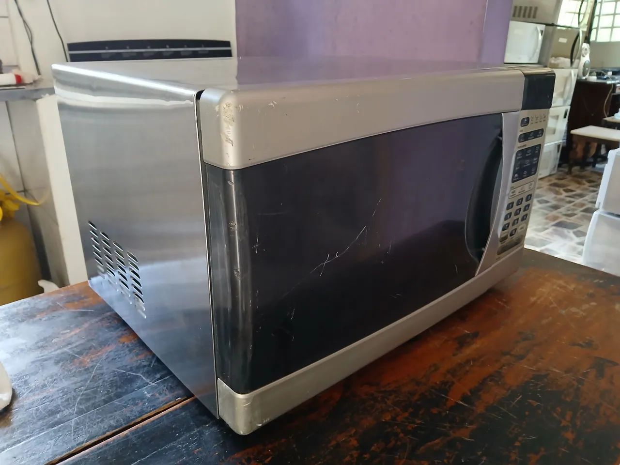 Microondas Electrolux 28 litros inox com grill - Foto 4