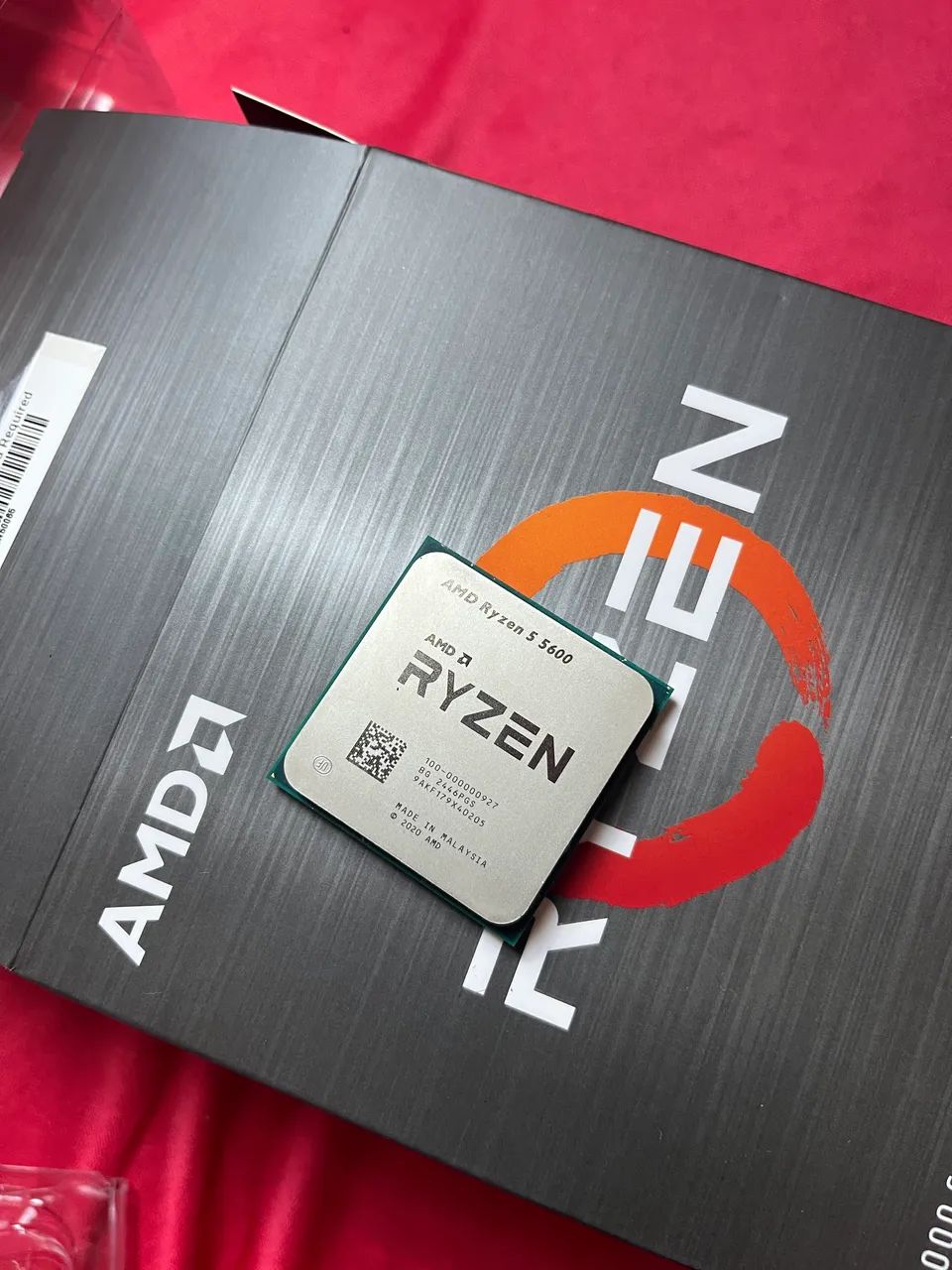 AMD Ryzen 5 5600 ( 6 meses de uso )