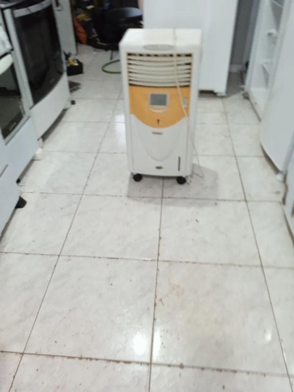 Climatizador cônsul quente e frio  - Foto 5