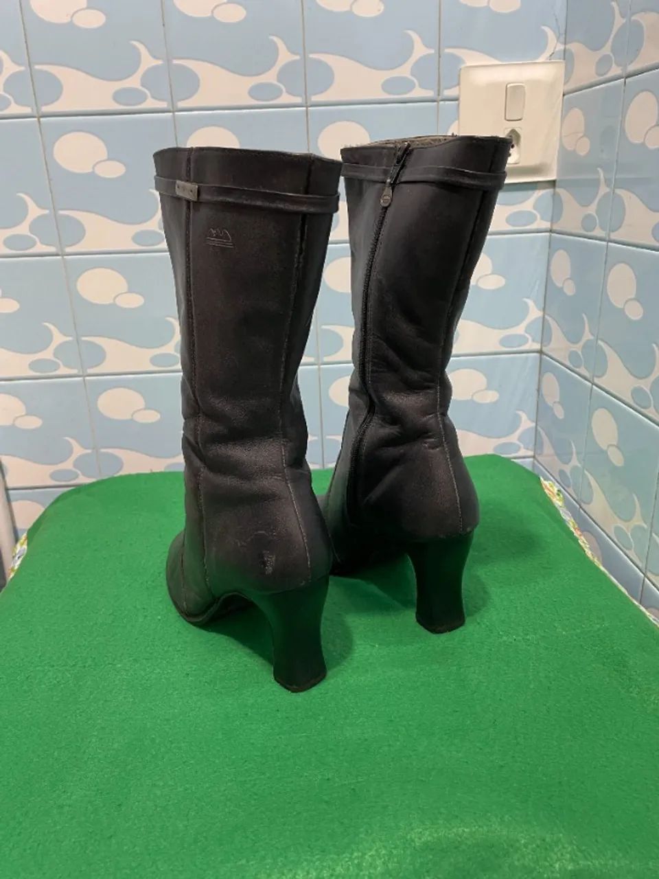 Bota Cano Médio Preta - Foto 3