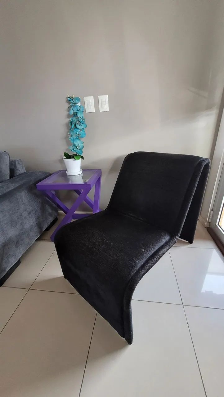 Poltrona Design Aveludada