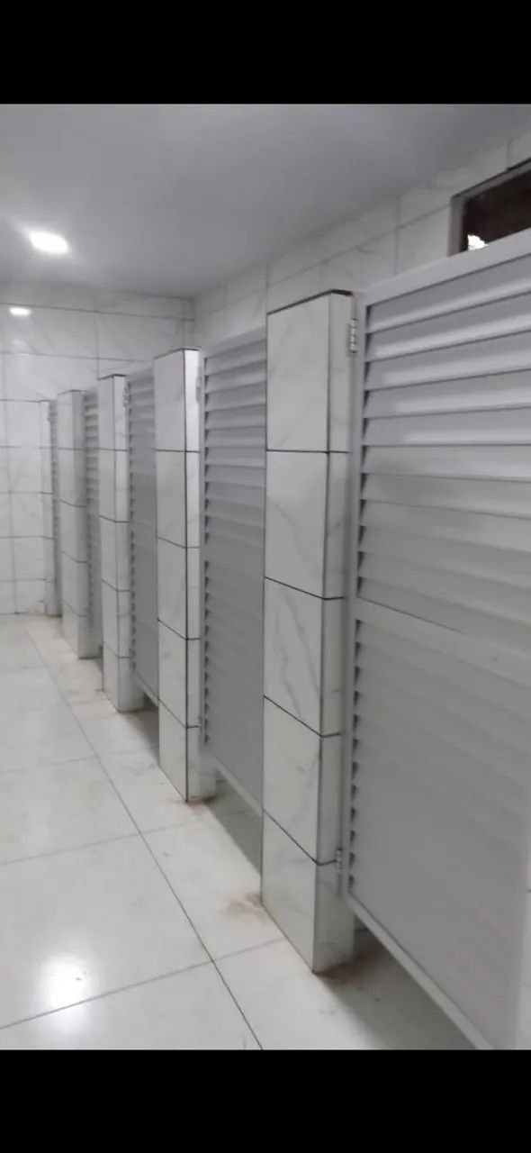 FABRICAMOS SOBRE MEDIDAS PORTÕES PORTAS JANELAS EM ALUMÍNIO FOSCO BRANCO PRETO.