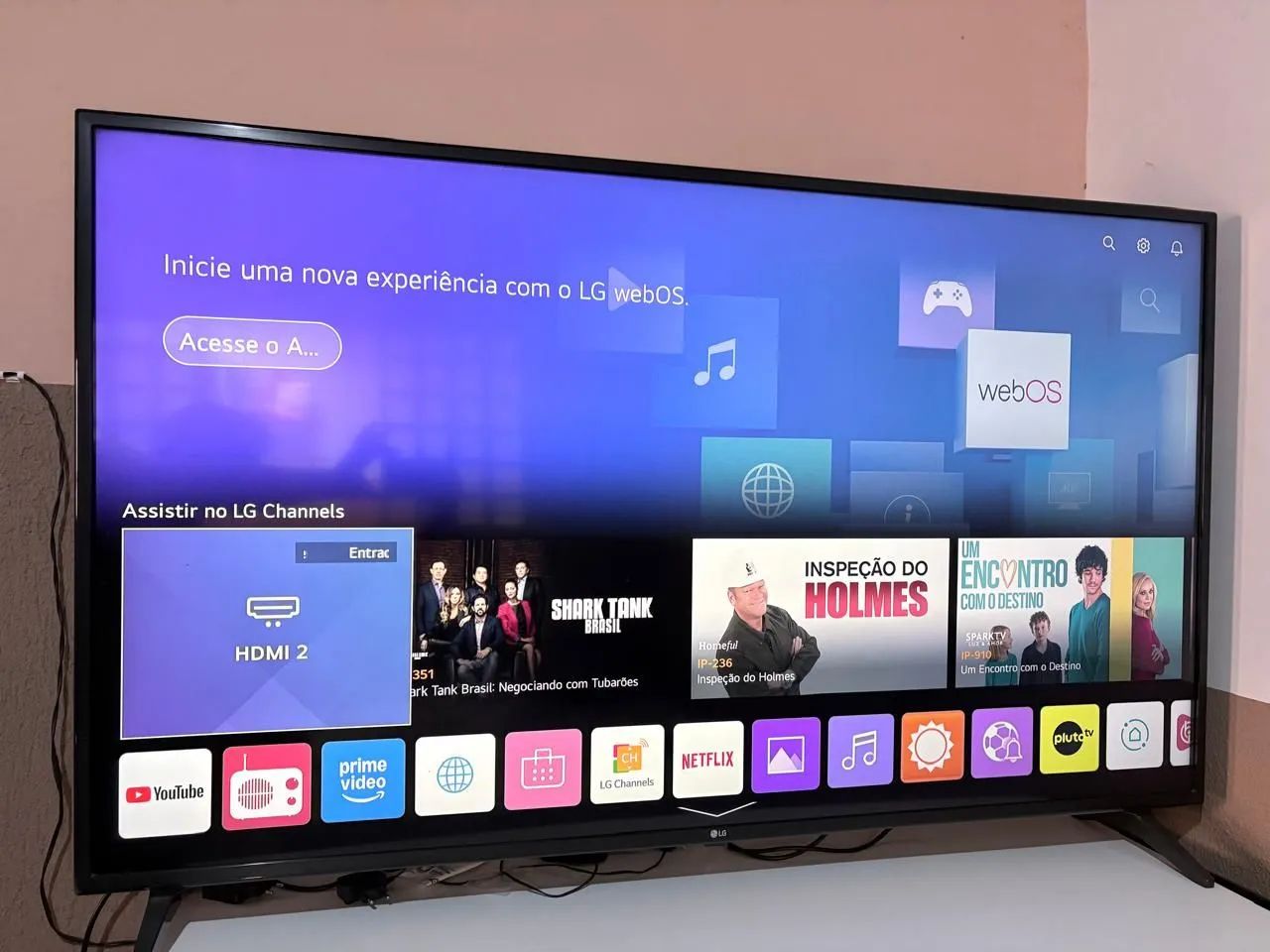 60-inch TV64292274726273122