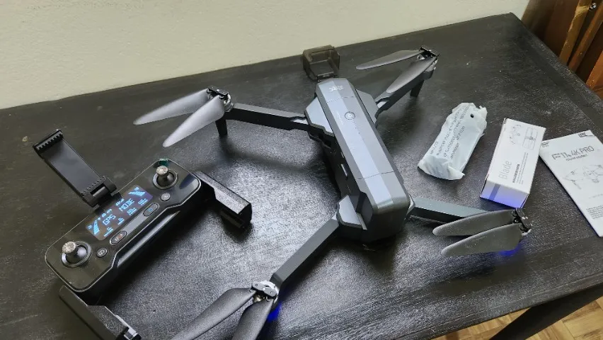 Drone SJRC F11 PRO 4K - Na garantia ainda