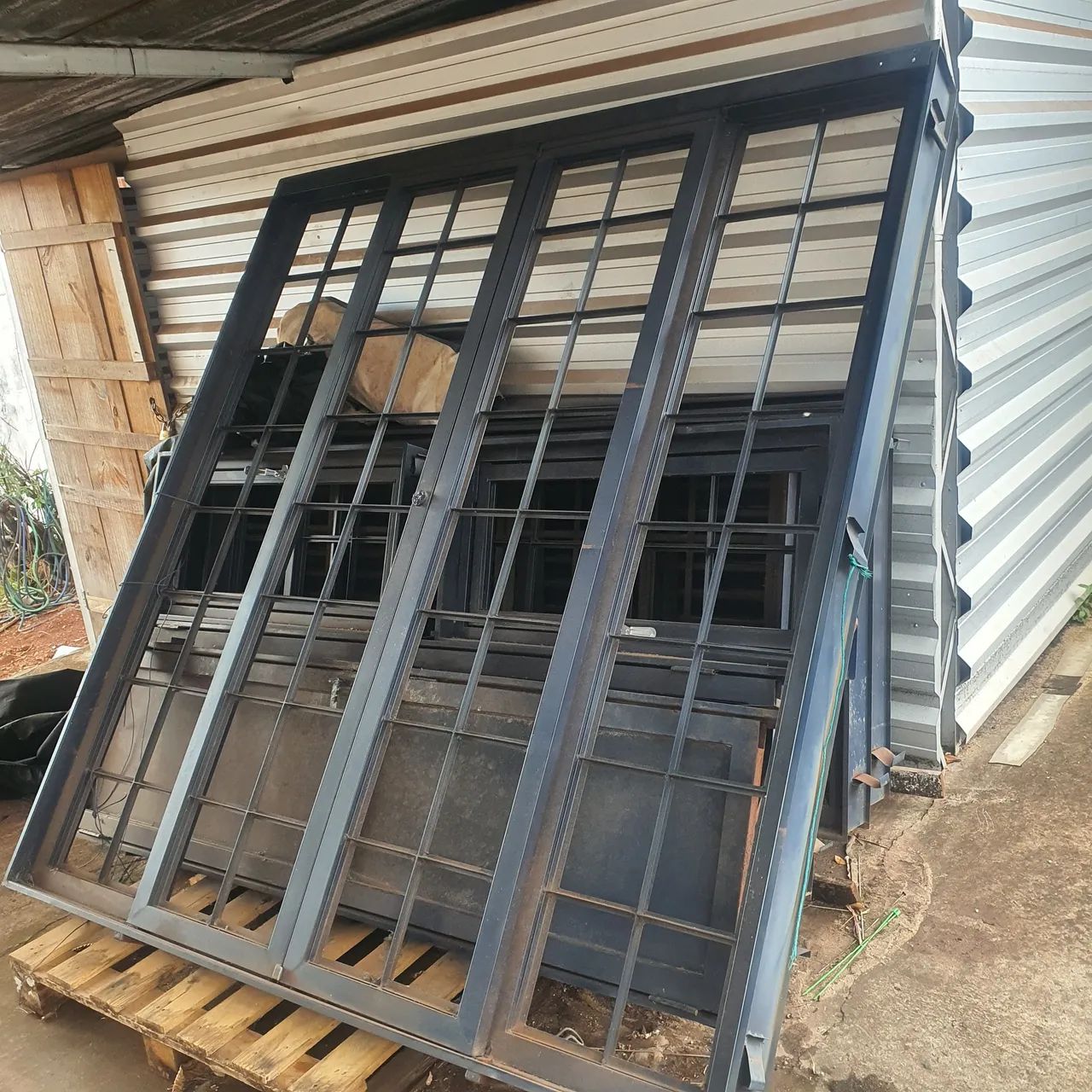 Esquadrias64840845166593120