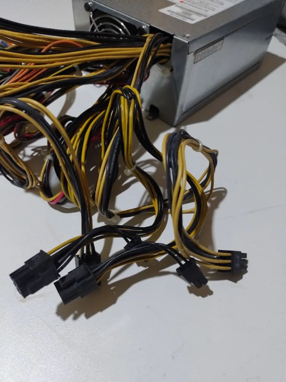 Fonte Gamer Servidores Workstation Supermicro 665 Watts 80plus Aceito Troca - Foto 3