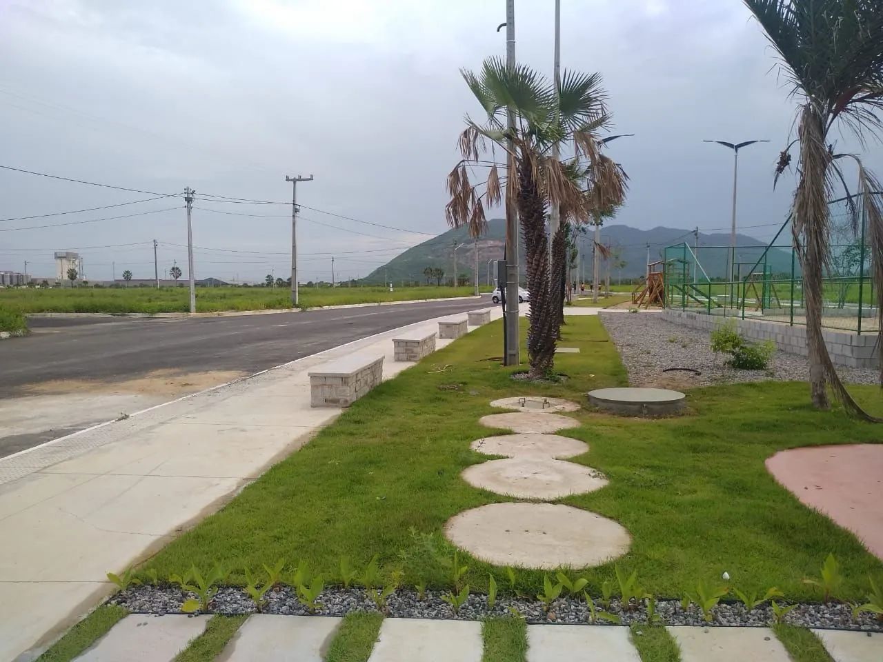 Lotes Mãe rainha por trás dos condominios pétalas e buques - Foto 3