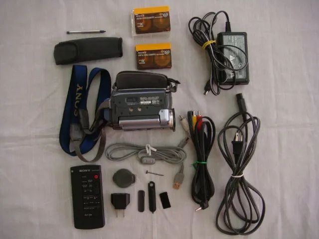 Filmadora Sony Dcr - Trv 19 Usada Defeito cod. P-72 - Foto 5