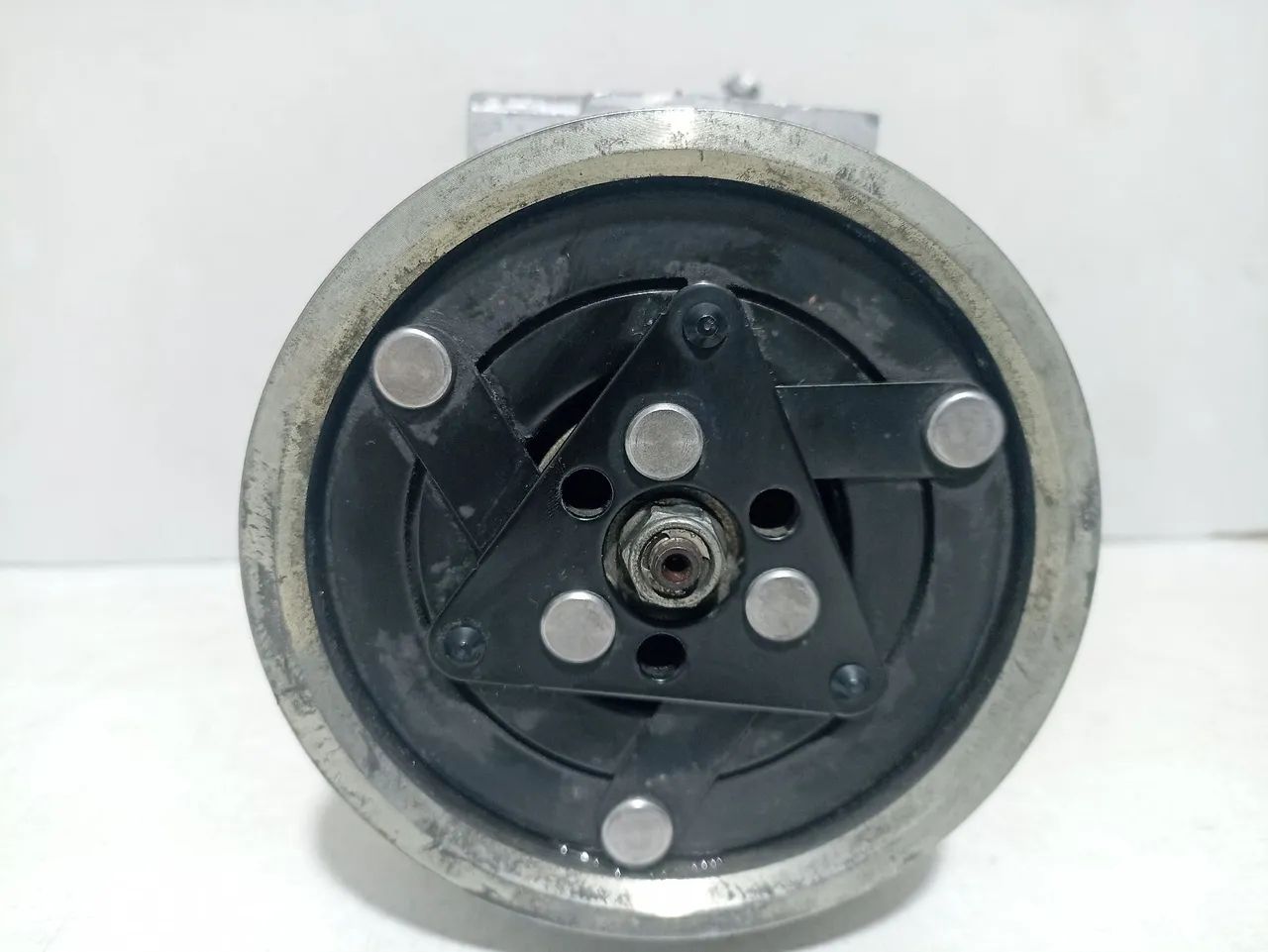 Compressor do Ar Condicionado Renault Duster Sandero Logan Clio 1.6 8v 16v Sanden SD7V16 - Foto 5