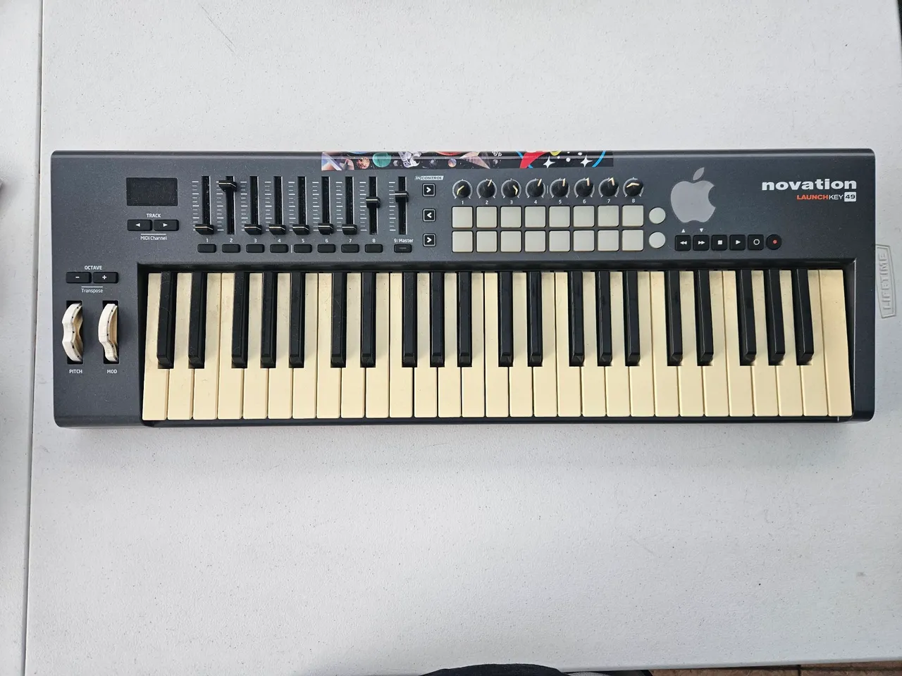 controlador novation launchkey