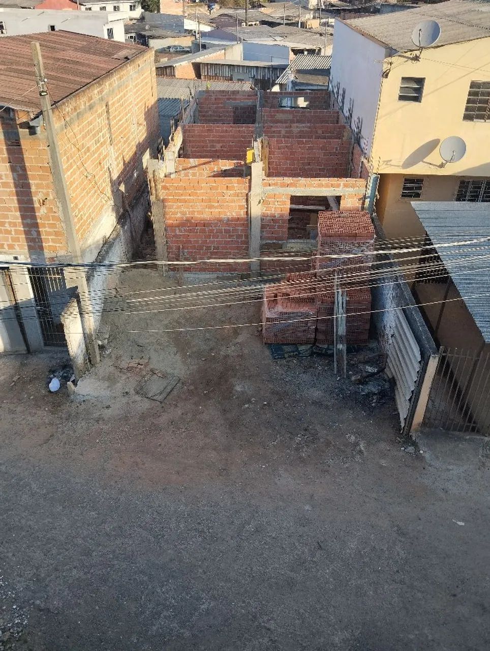 Foto - Curitiba - Cidade Industrial