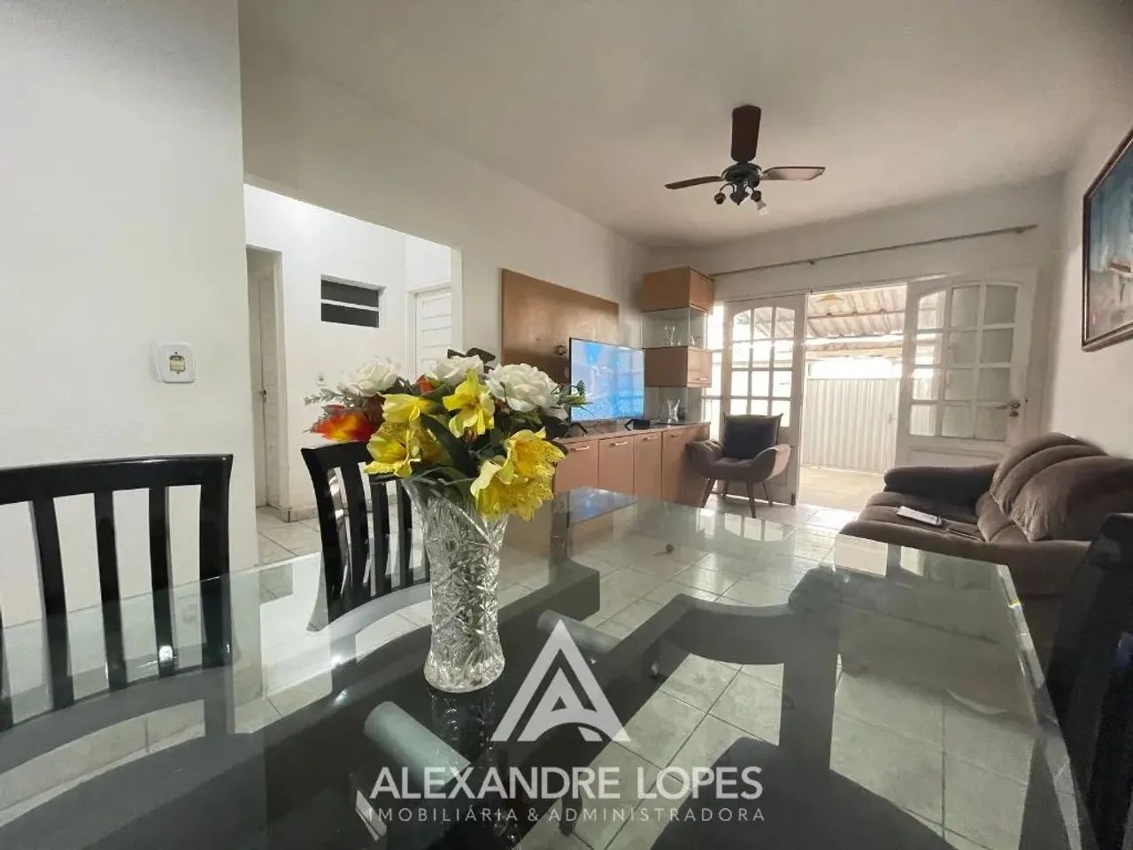 Ampla casa com suíte no Arruda  conforto e praticidade perto de tudo! - Foto 2