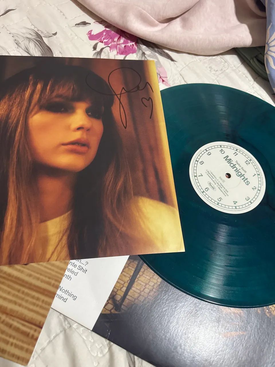 Vinil Midnights Autografado - Jade green edition - Foto 3