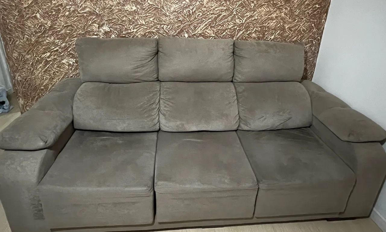 VENDE-SE SOFÁ RETRÁTIL 3 LUGARES  - Foto 3